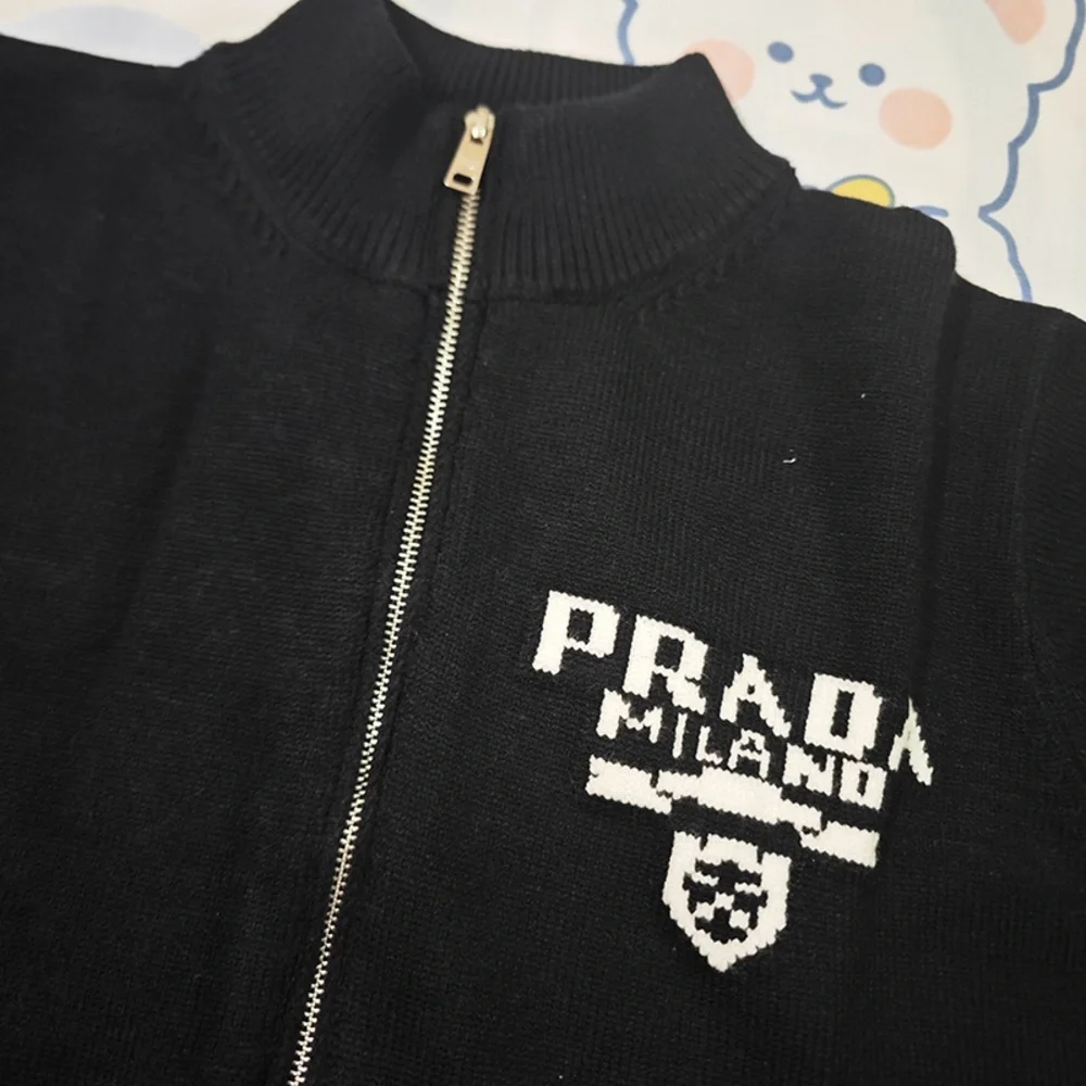Prada Jacquard Lettering Zip-Up Cardigan - Picture 2 of 6